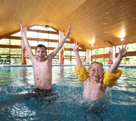 Mistletoe Two Boutique With Hot Tubs Holiday home *